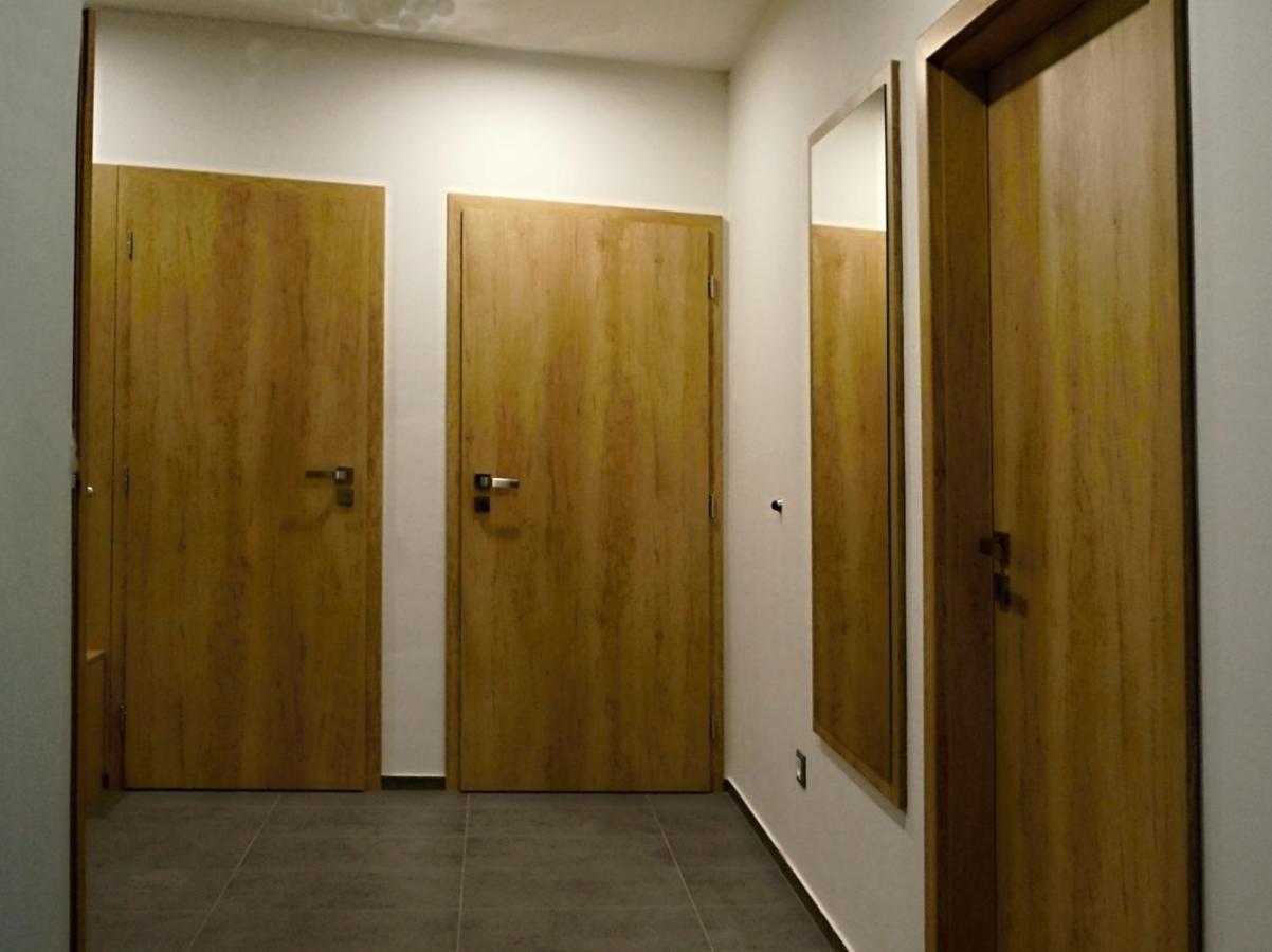 Rezidence Belehradska Appartement Most Buitenkant foto