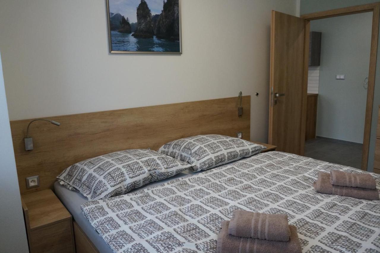 Rezidence Belehradska Appartement Most Buitenkant foto