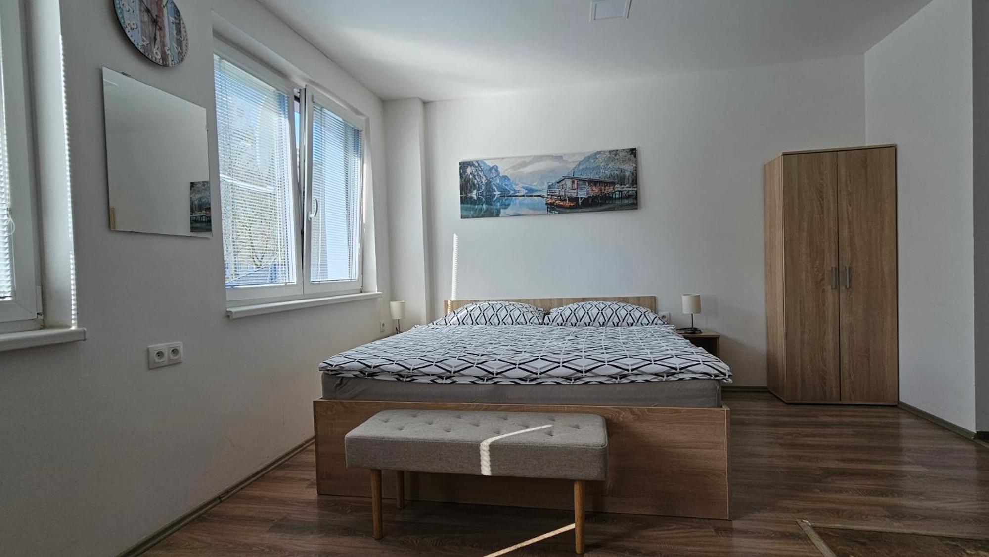 Rezidence Belehradska Appartement Most Buitenkant foto
